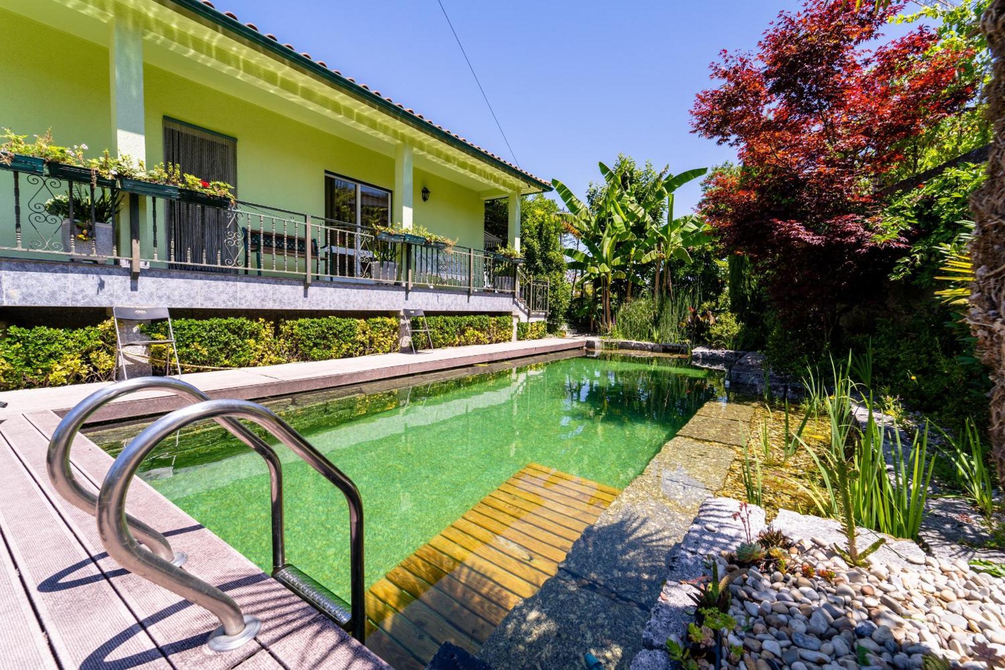 Gondomar Guimaraes - Moradia V3 Com Piscina Natural By House And People Εξωτερικό φωτογραφία