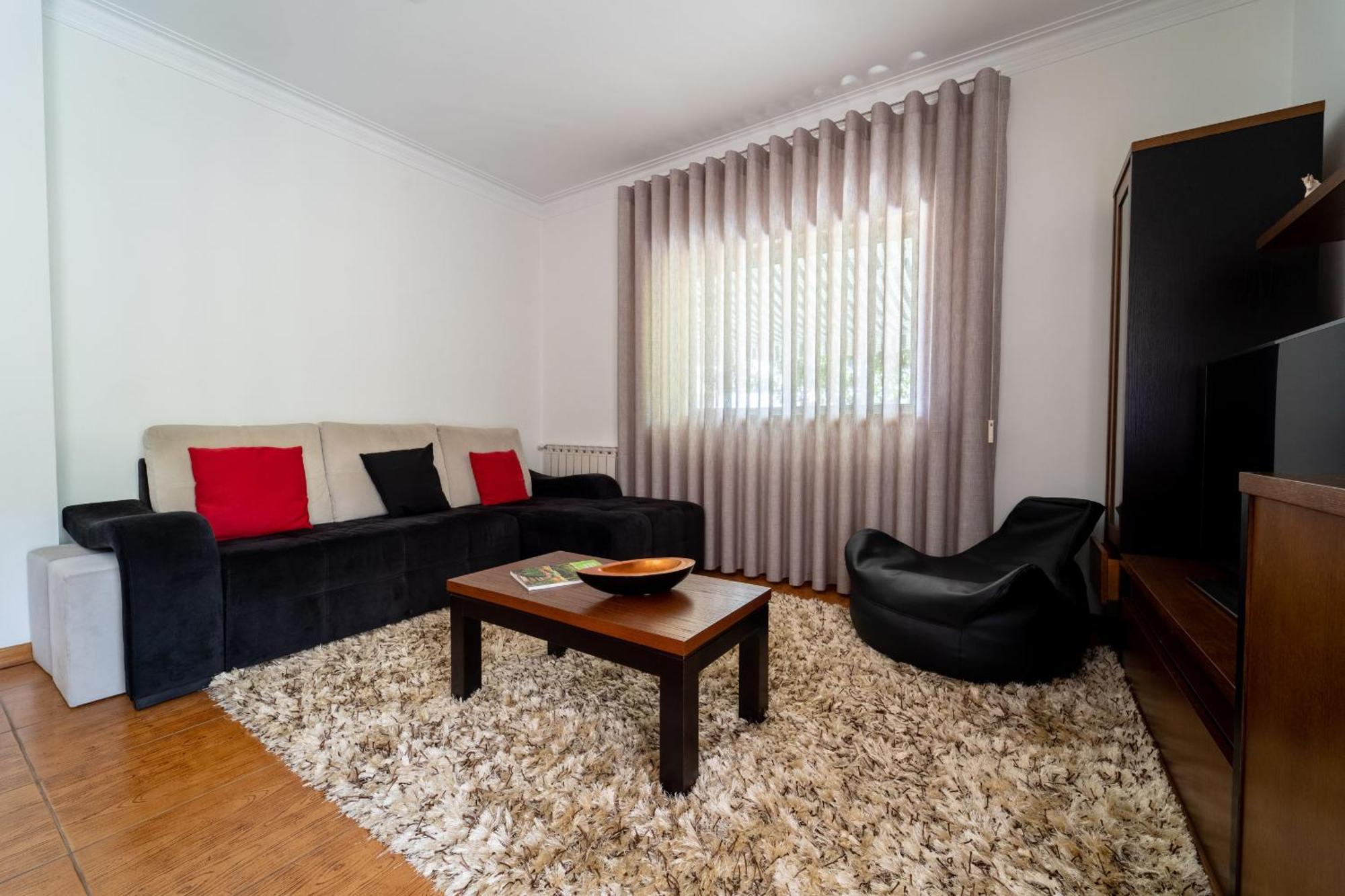 Gondomar Guimaraes - Moradia V3 Com Piscina Natural By House And People Εξωτερικό φωτογραφία