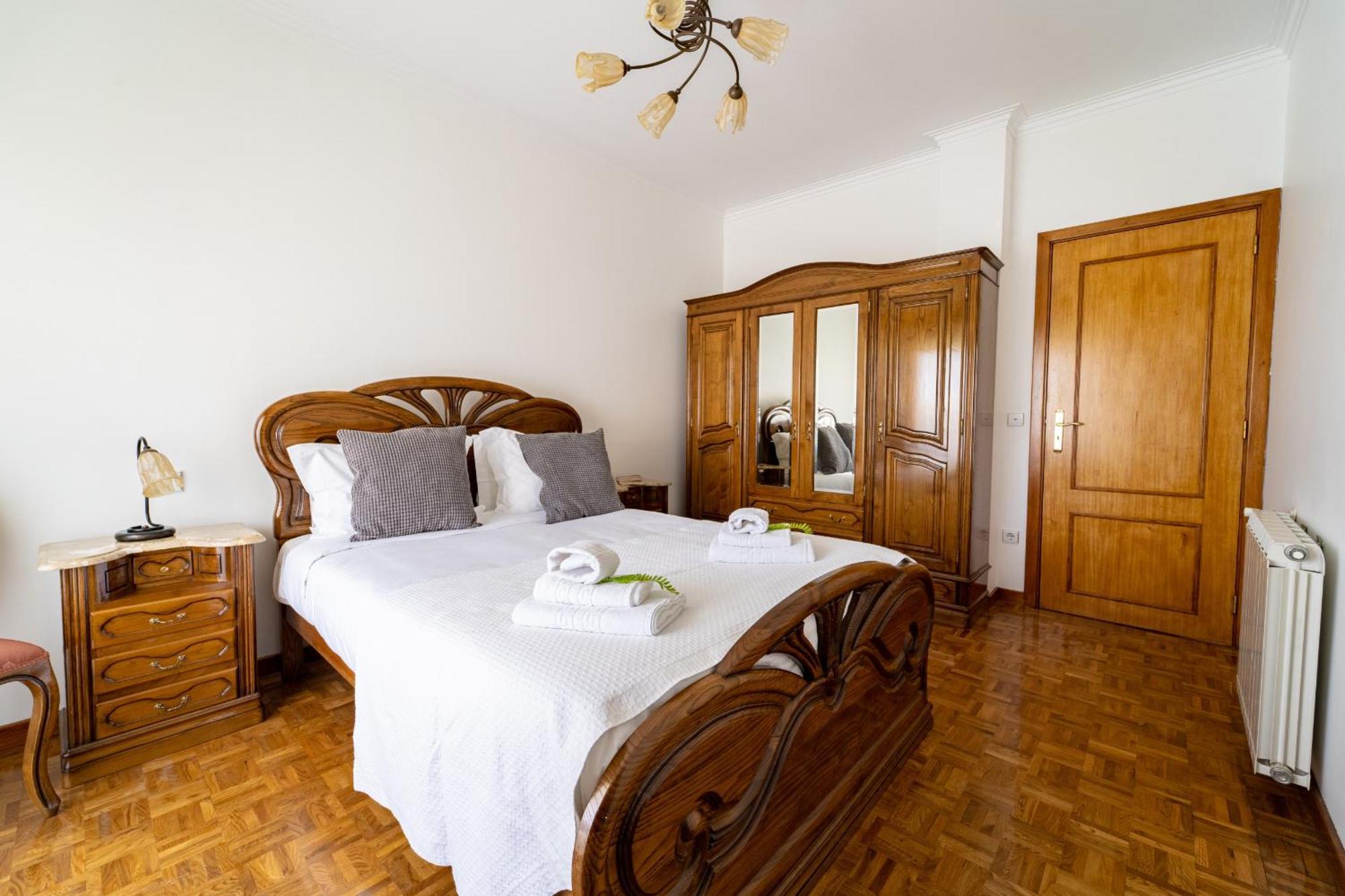 Gondomar Guimaraes - Moradia V3 Com Piscina Natural By House And People Εξωτερικό φωτογραφία